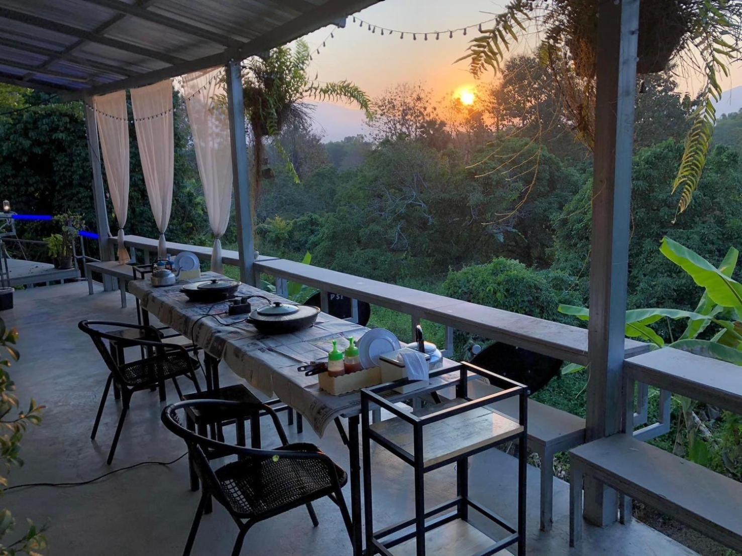 โรงแรมแสนดีเพลส เมาเท่นวิว จอมทอง Exterior foto