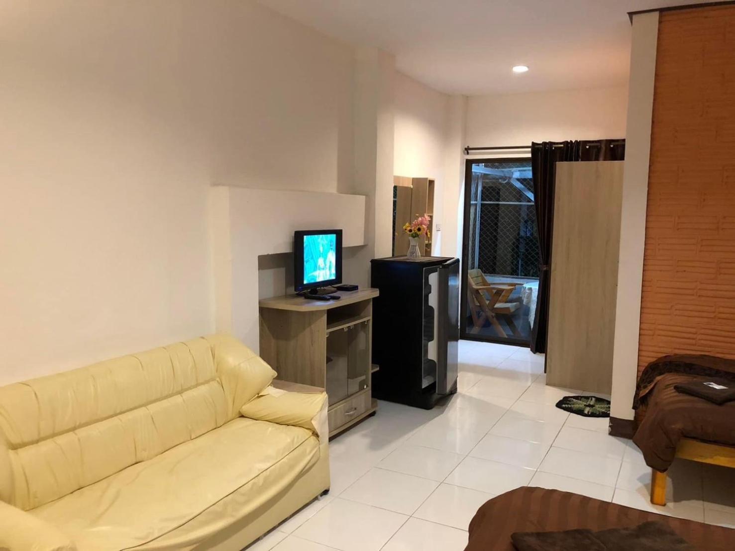โรงแรมแสนดีเพลส เมาเท่นวิว จอมทอง Exterior foto